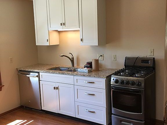 625 Kitchen 