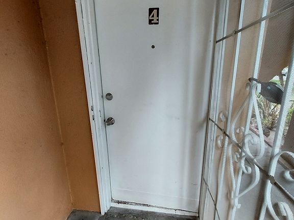 5th image of 12581 Kensington Ln #4