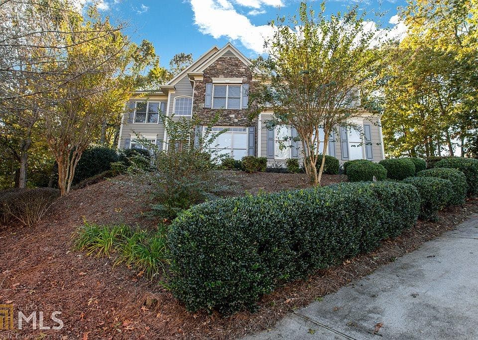 2nd image of 294 Hidden Wood Ct