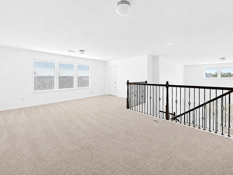 22406 Newcastle Waters Ct — Photo 17