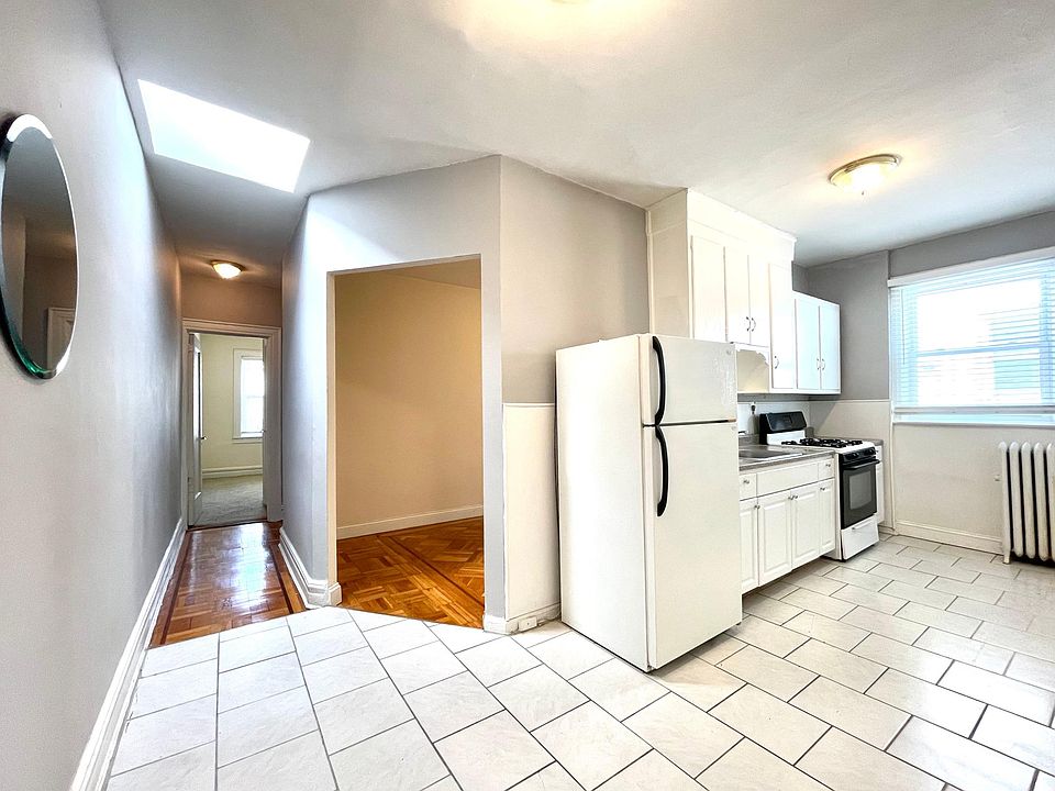 1st image of 7820 15th Ave #2