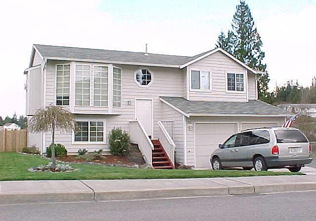 1st image of 7305 56th Pl NE