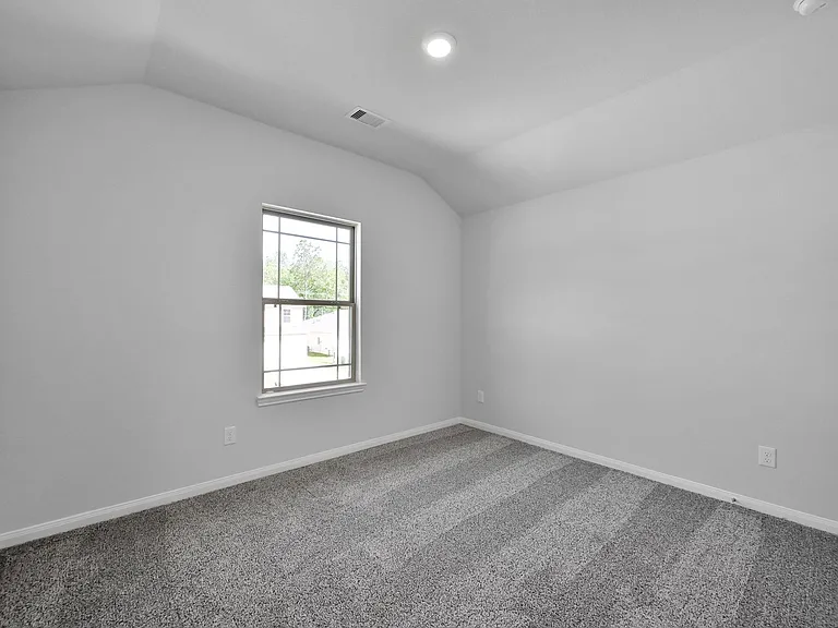 2140 Cedar Bend Dr — Photo 16
