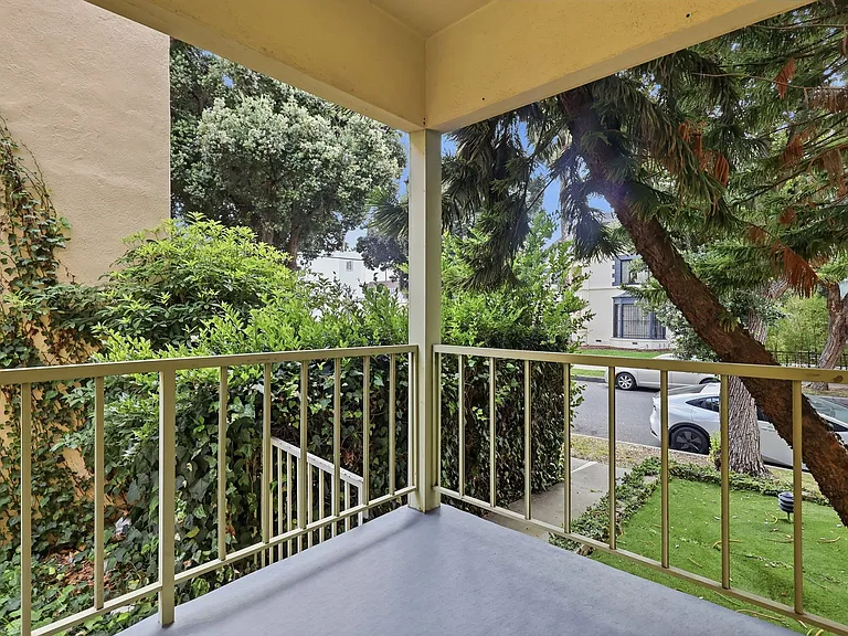 124 N Clark Dr #107 — Photo 8