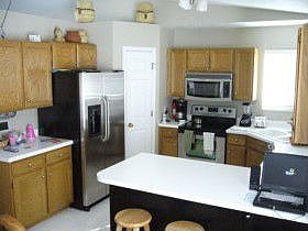 All Stainless steel appliances stay