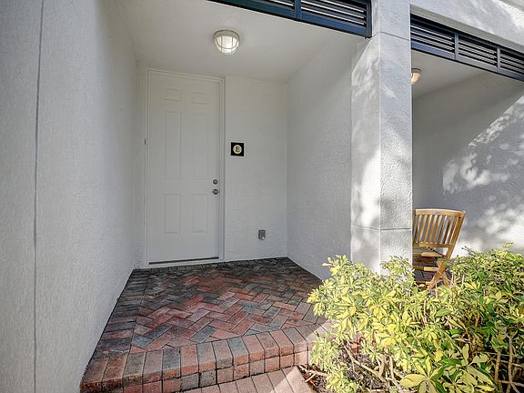 3rd image of 260 NE 3rd Street #4e
