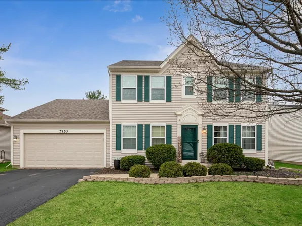 2753 Lansdale St, Aurora, IL 60503