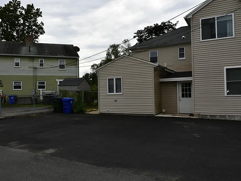 67 Harold St — Photo 17