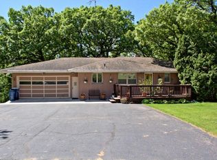 1404 10th St NE, Sauk Rapids, MN 56379