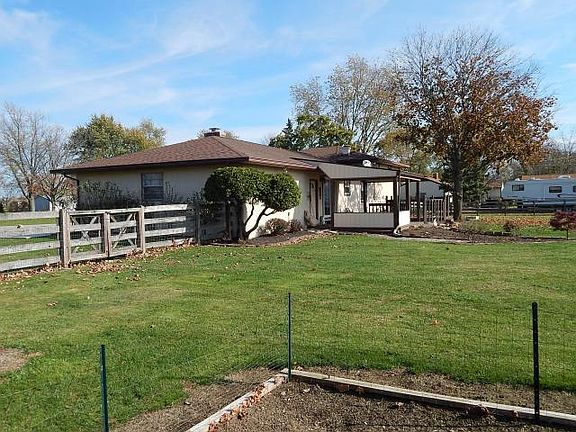 5th image of 4555 Anglebrook Dr