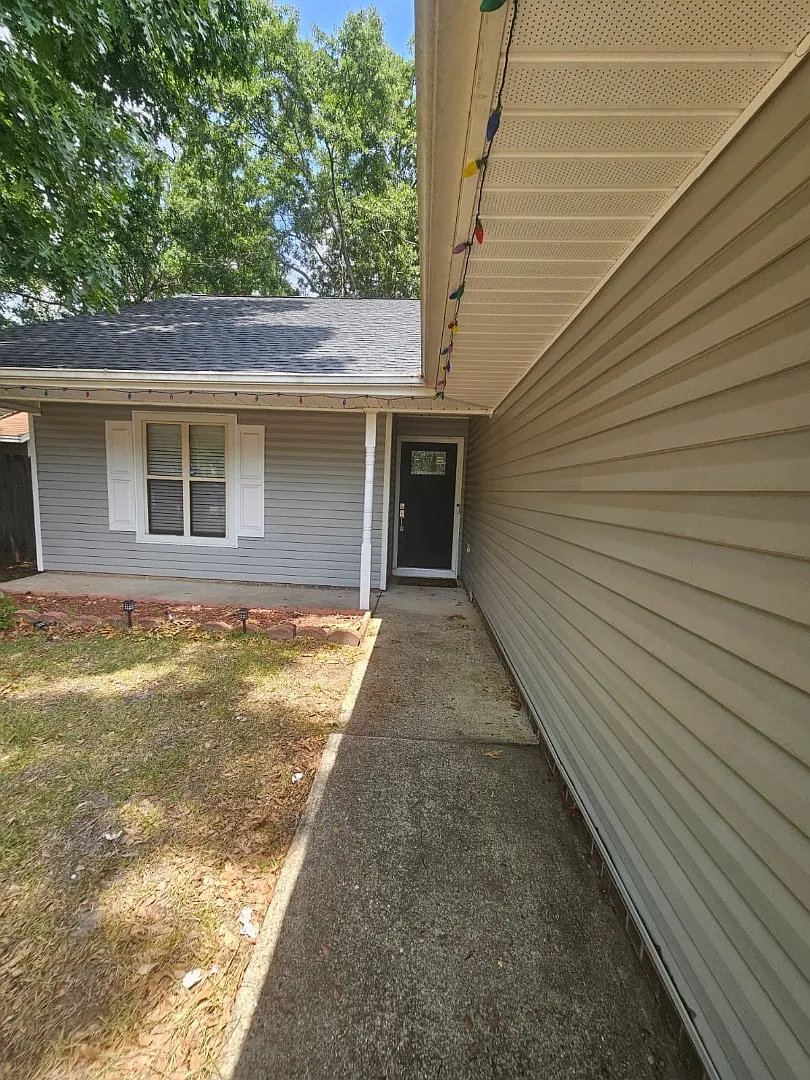 509 Auburndale Ln — Photo 2