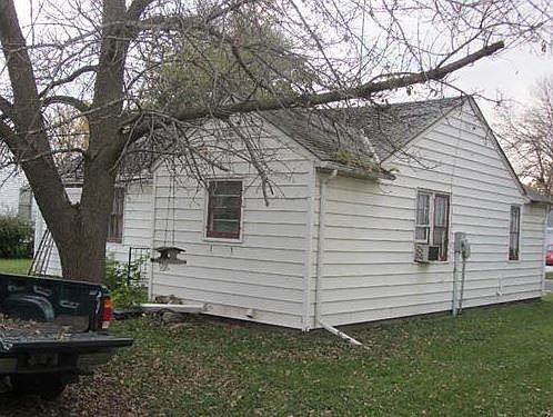 2nd image of 305 1st Ave SW