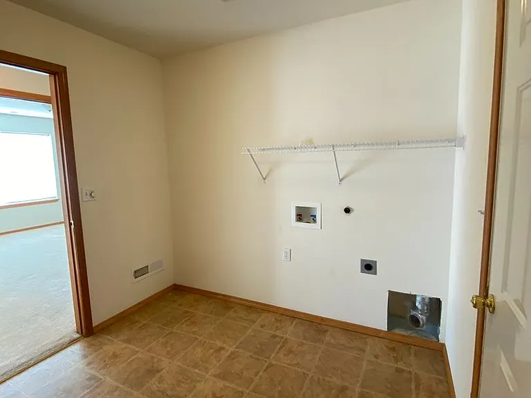 8004 Chehalis Dr — Photo 27