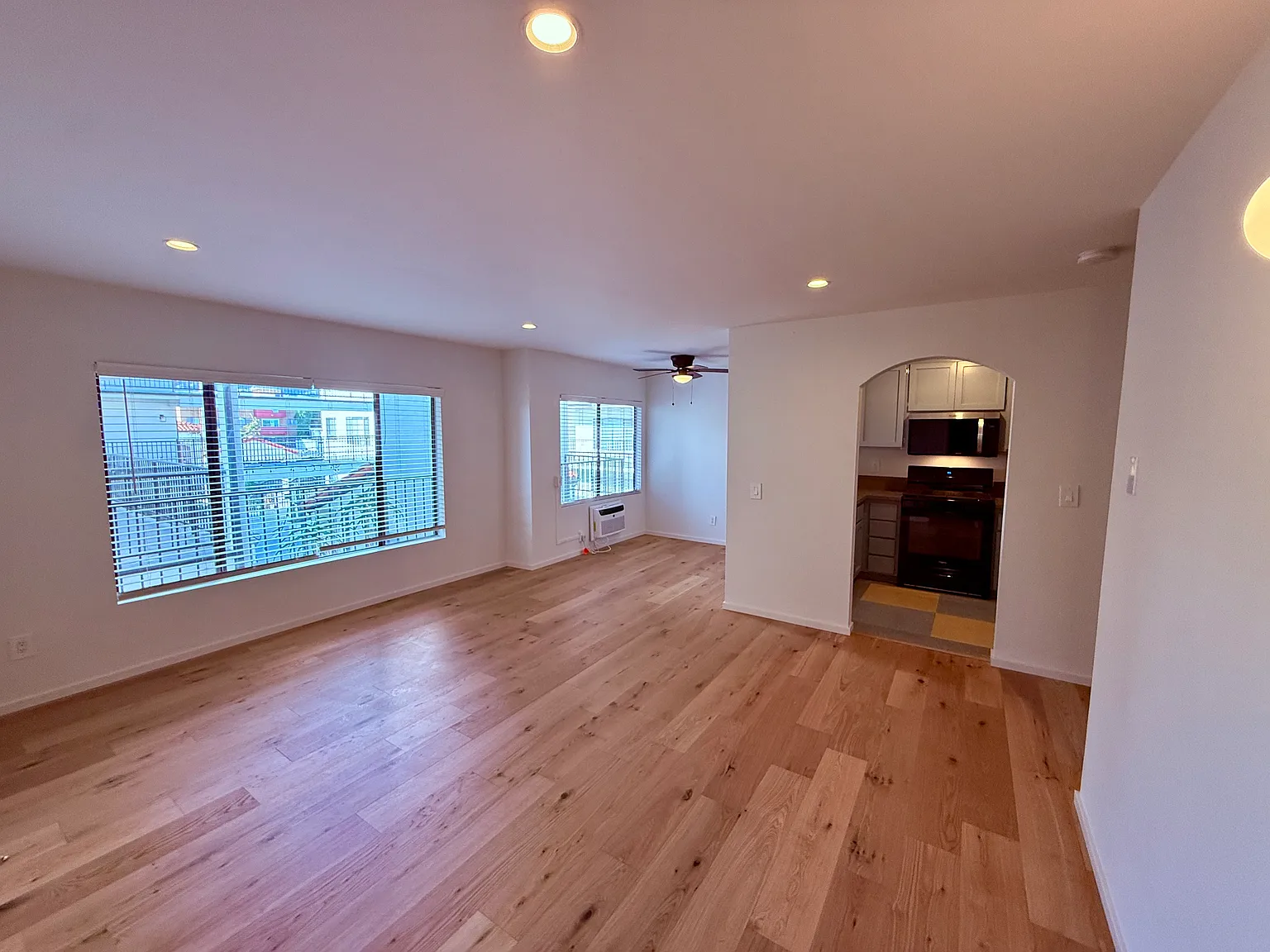 Mansfield Terrace Apartments — Photo 2