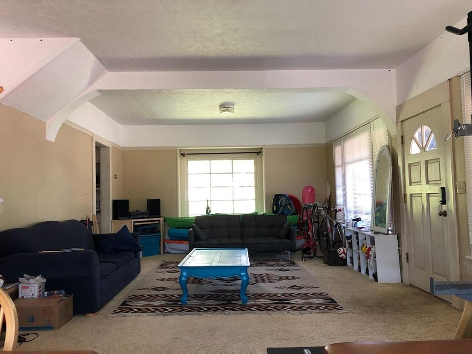2nd image of 604 NW 31st St