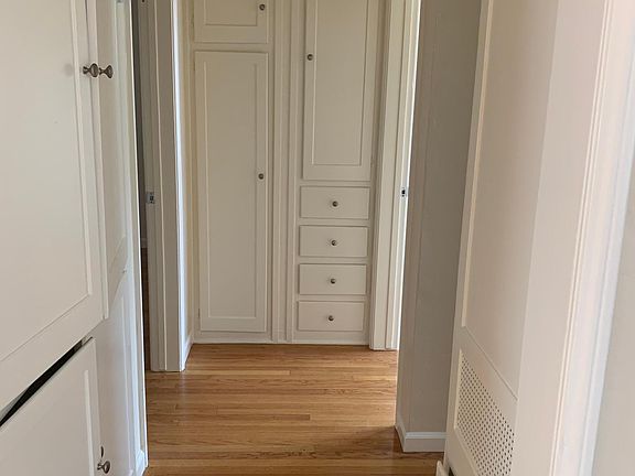 2nd image of 392 Park Way APT C