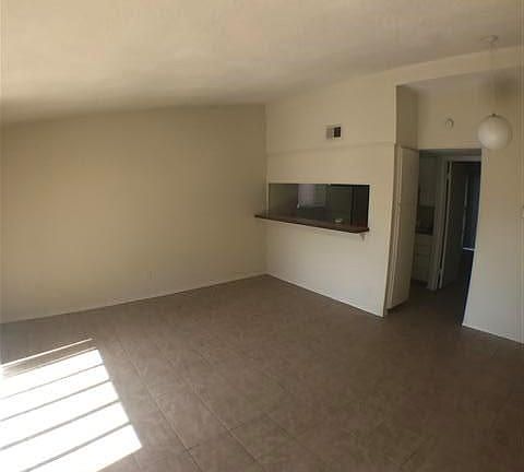 2nd image of 2610 Salado St #208