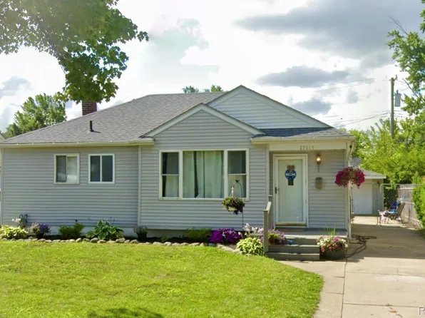 29615 Rosslyn Ave, Garden City, MI 48135