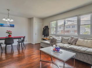4 East Ct, Bayonne, NJ 07002