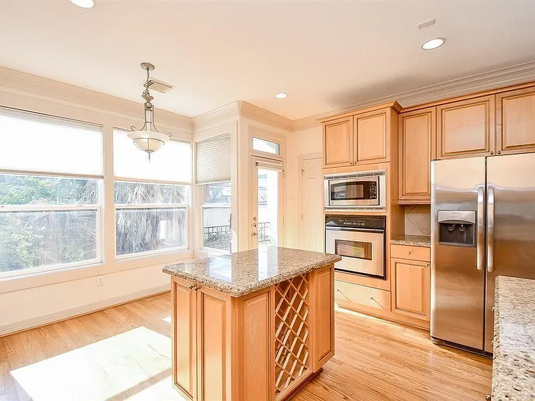 1515 Hyde Park Blvd #39 — Photo 13
