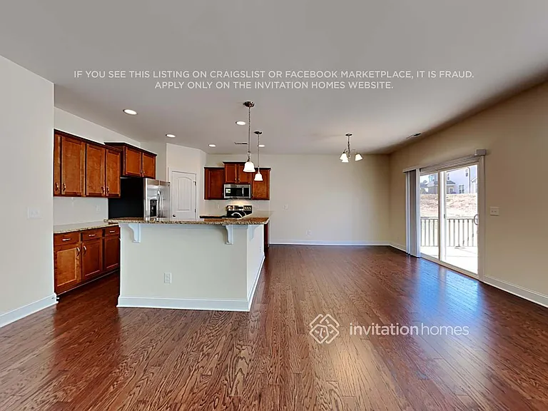 155 Flowers Crest Way — Photo 7