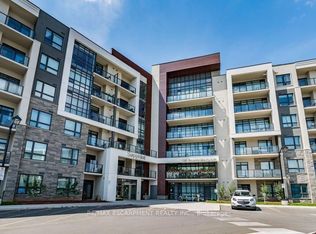 125 Shoreview Pl #219, Hamilton, ON L8E 0K3