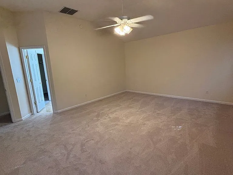 299 Johns Creek Pkwy — Photo 13
