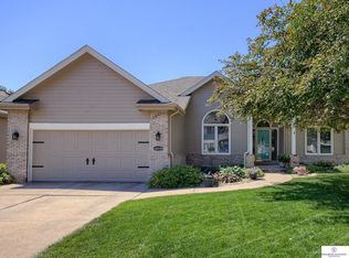 16119 Gertrude St, Omaha, NE 68136