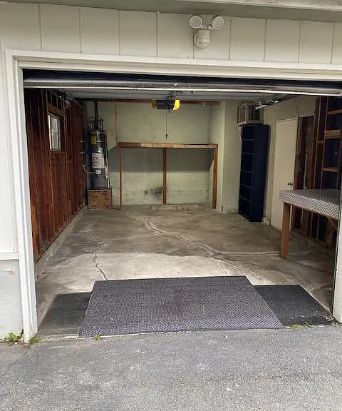 223 W Madison Ave — Photo 8