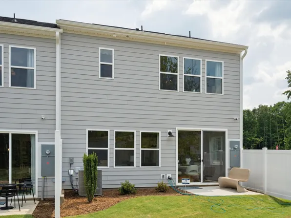 721 Bowery Pl, Cramerton, NC 28032