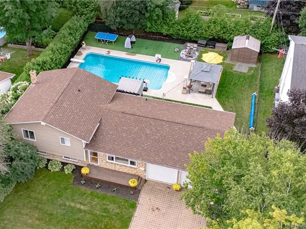 72 Birmingham Ct, Fredericton, NB E3B 6H2