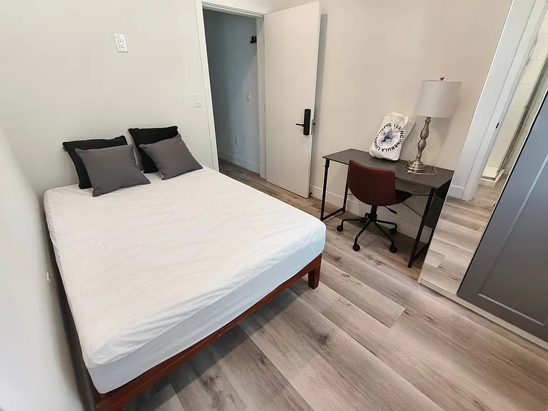 3020 S Normandie Ave — Photo 35