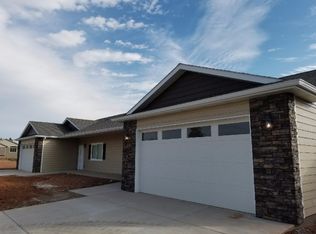 2202 Quartzite Dr, Sturgis, SD 57785