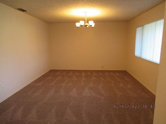 3rd image of 7820 Sungarden Dr