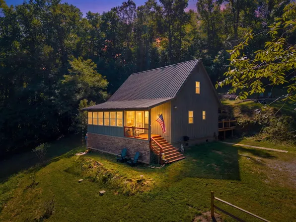 566 Old Cherry Mountain Trl, Hayesville, NC 28904