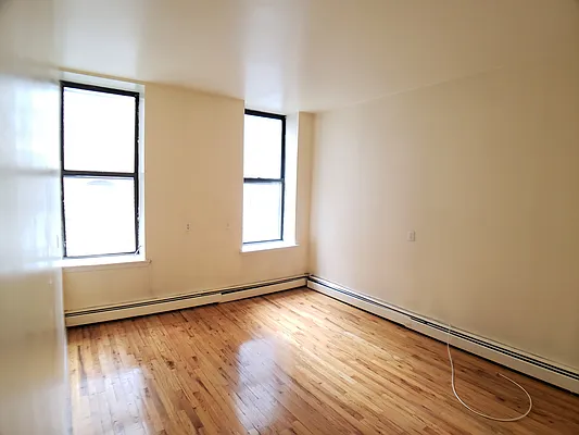 Rented by Bohemia Realty Group | media 16