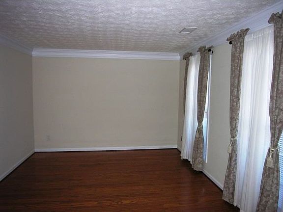 4th image of 855 Paper Creek Dr