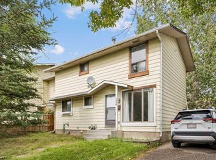124 S Pineset Pl NE, Calgary, AB T1Y 2Y1