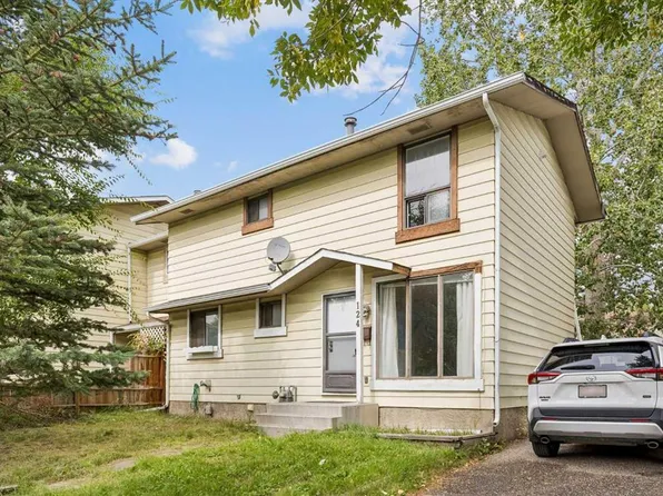 124 S Pineset Pl NE, Calgary, AB T1Y 2Y1