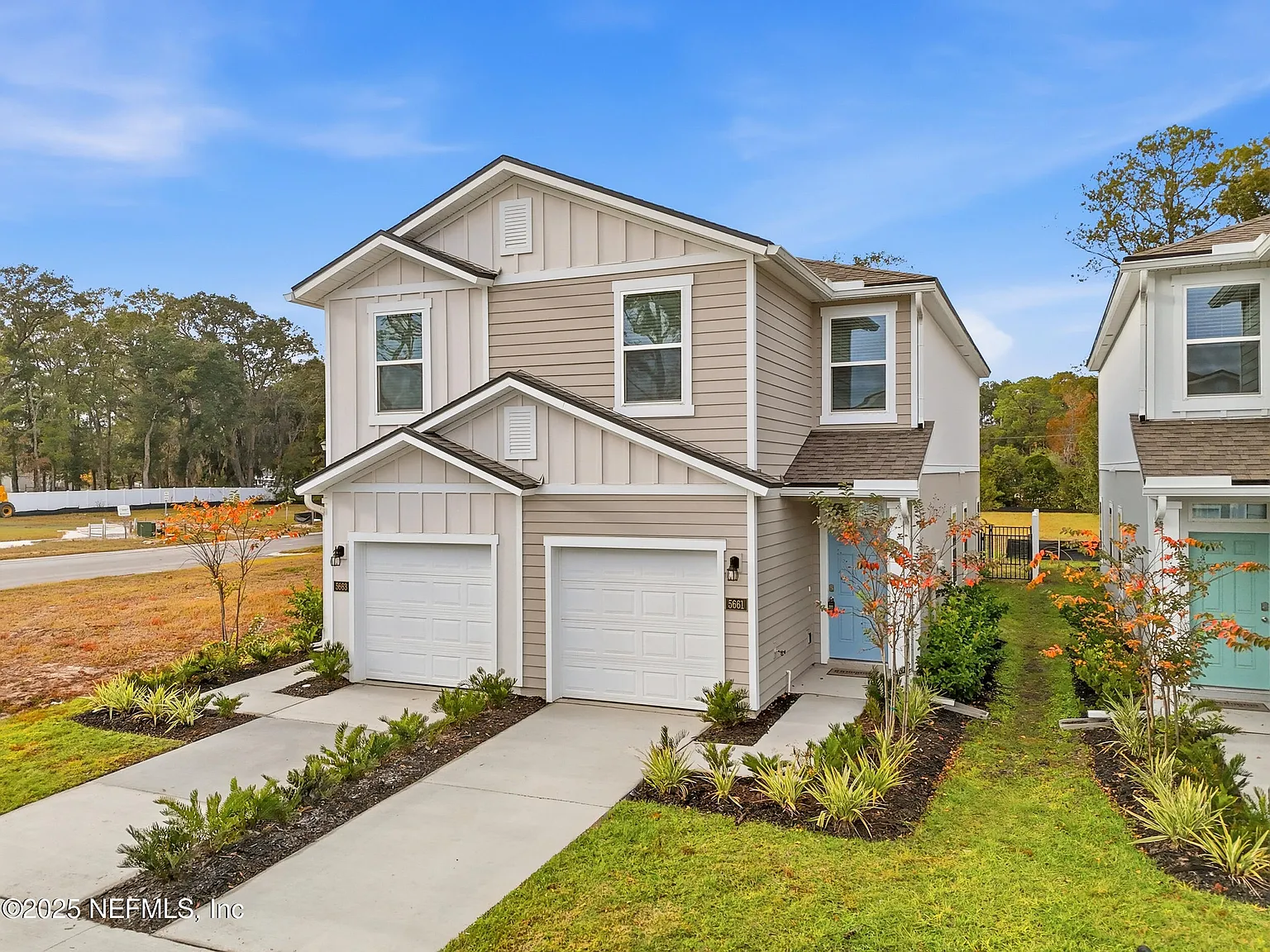 3 bed, 2.5 bath, 1400 sqft, $1,650 — Photo 2