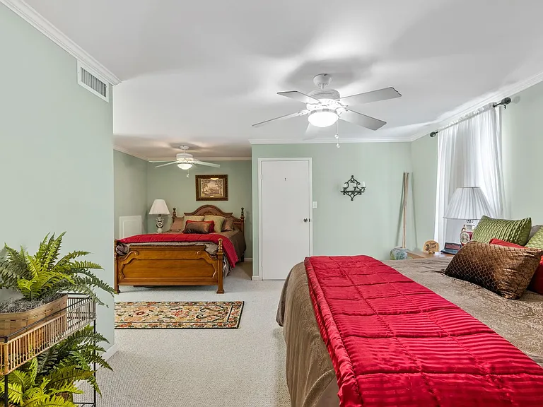 1026 S Morgan Ave — Photo 15