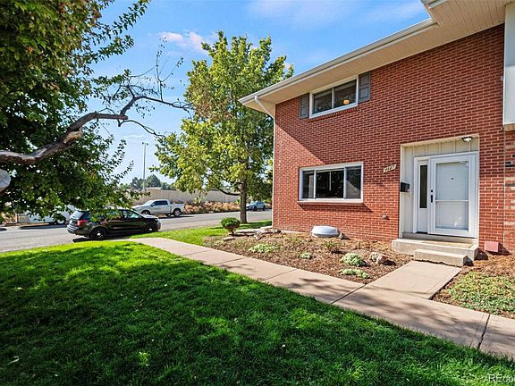 3rd image of 9147 E Oxford Drive