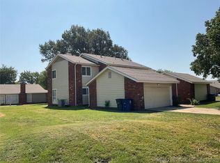 6515 S 81st Pl, Tulsa, OK 74133