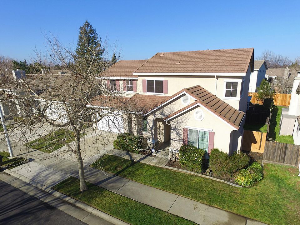 1st image of 44 Kingsbury Ct