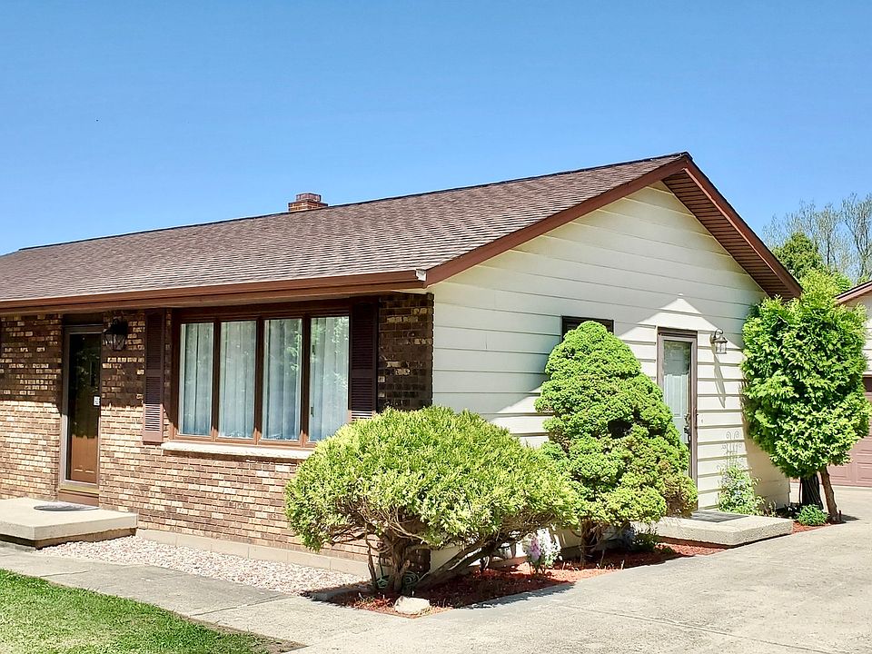 1st image of 106 Indian Ln