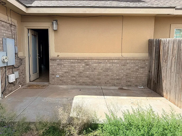 7230 Barksdale Ln — Photo 21