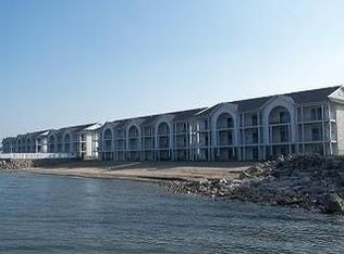 1151 W Lakeshore Dr, Pt Clinton, OH 43452