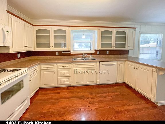 5th image of 1403 E Park Ave