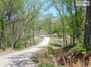 13609 Riverview Ave, Bonner Springs, KS 66012
