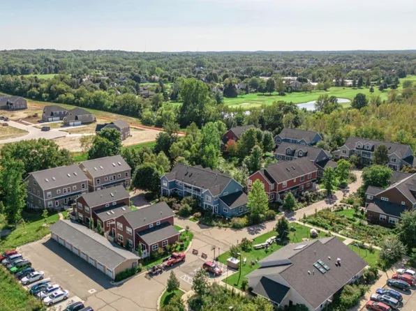 560 Little Lake Dr Unit 32, Ann Arbor, MI 48103